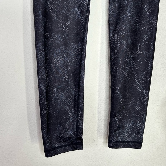 Ideology Snake Skin Workout Leggings - Picture 3 of 6